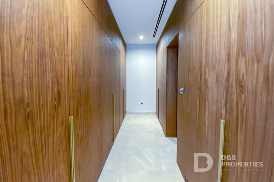 Vacant On Transfer | Luxury | Community Expert - Image 13