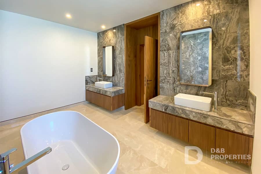 Vacant On Transfer | Luxury | Community Expert - Image 14