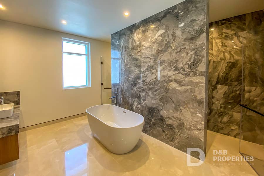 Vacant On Transfer | Luxury | Community Expert - Image 15