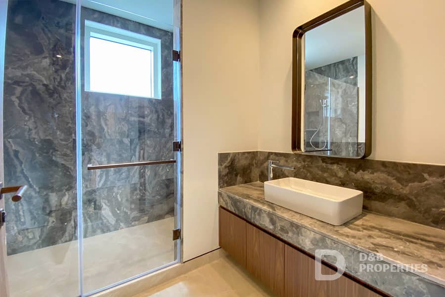 Vacant On Transfer | Luxury | Community Expert - Image 16