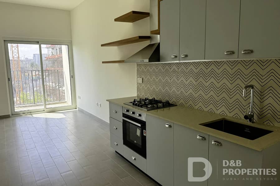 Low Floor | Near Golf Course | Amazing Amenities - Image 6