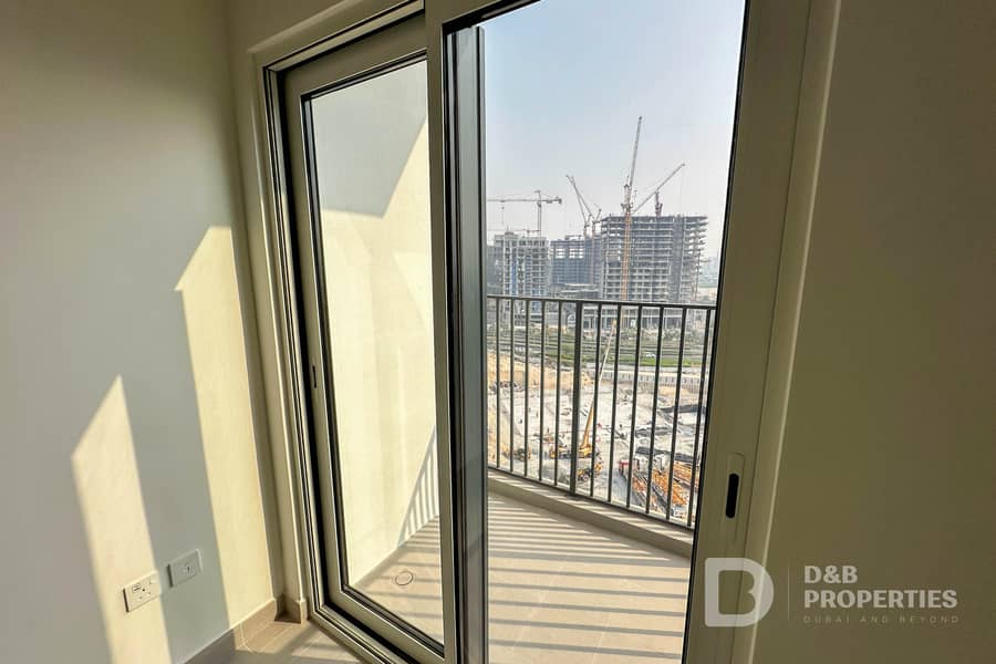 High Floor | Amazing Location | Golf Course - Image 13