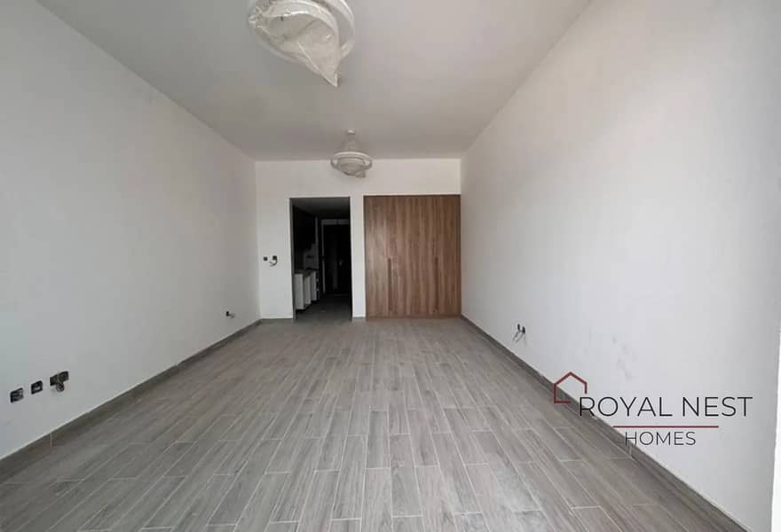 Best Price I Hand Over Soon I Spacious