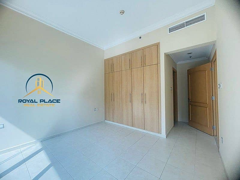 Spacious | Chiller-Free| Prime Location