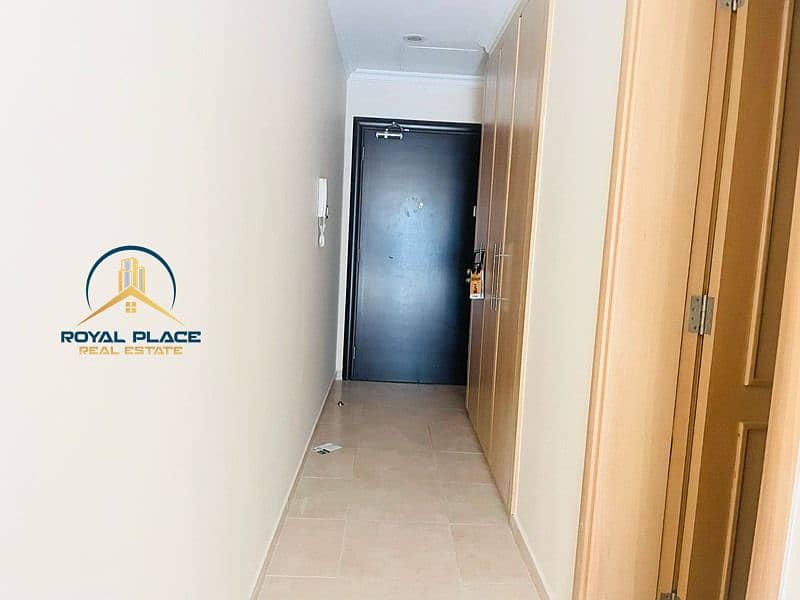 Spacious | Chiller Free | Near Metro - Image 7