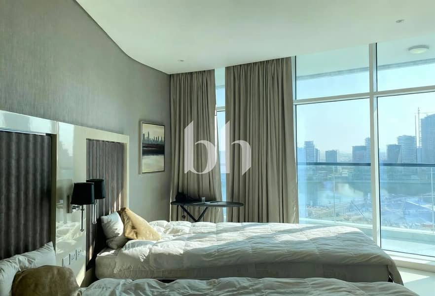 High Rise | Elegant Living Space | Prime Spot Area - Image 21