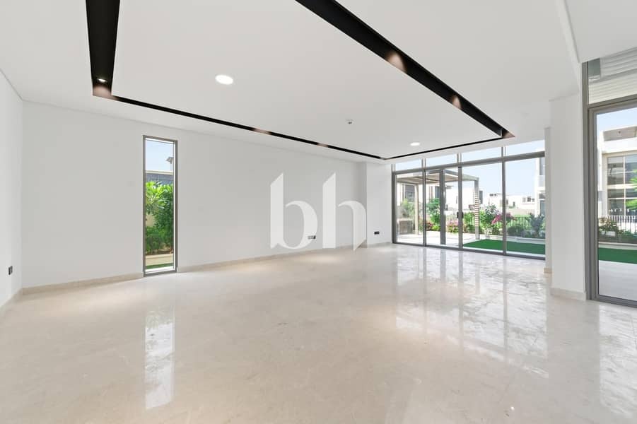 Exclusive I Huge Corner Plot I Available Now - Image 14