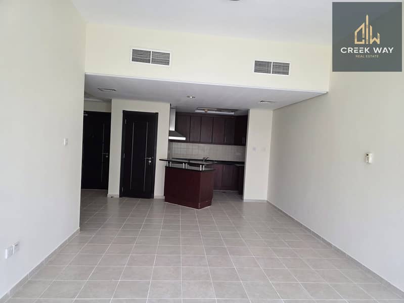 Large One bedroom with Balcony