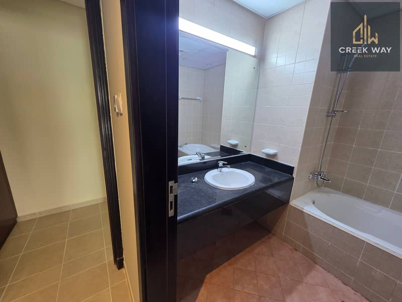 Large One bedroom with Balcony - Image 13