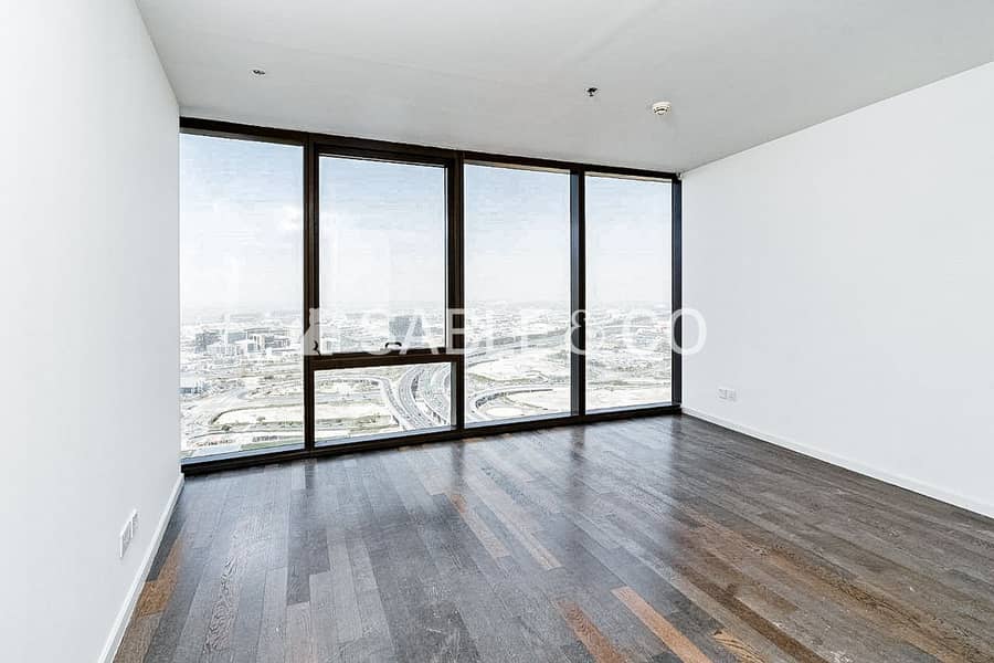 Exclusive 2-Bedroom Apartment | Full Creek Views