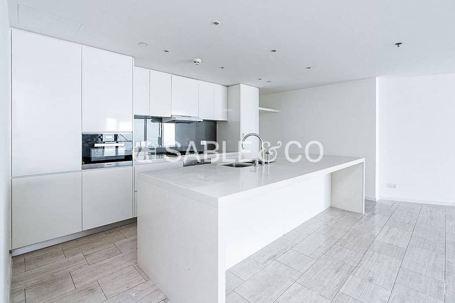 Exclusive 2-Bedroom Apartment | Full Creek Views - Image 11