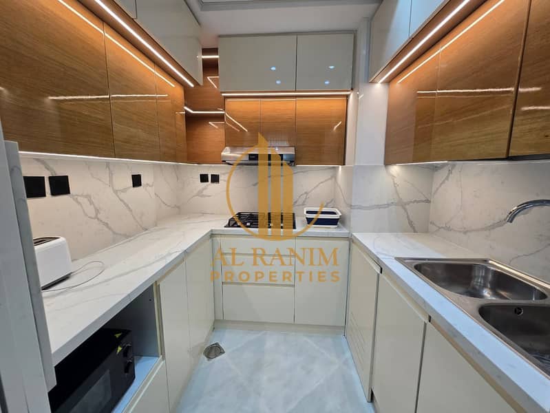 BURJ KHALIFA VIEW | 2 PARKINGS | FULLY FURNISHED