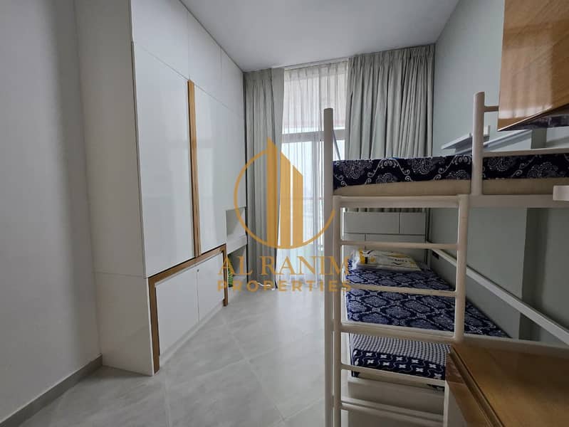 BURJ KHALIFA VIEW | 2 PARKINGS | FULLY FURNISHED - Image 12