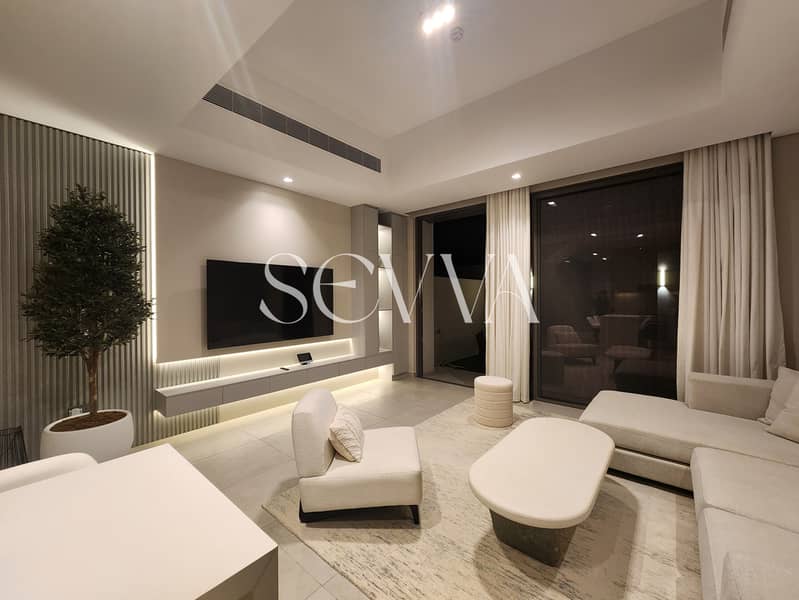 Fully Furnished - Burj Khalifa View - Tesla Charger - Vacant