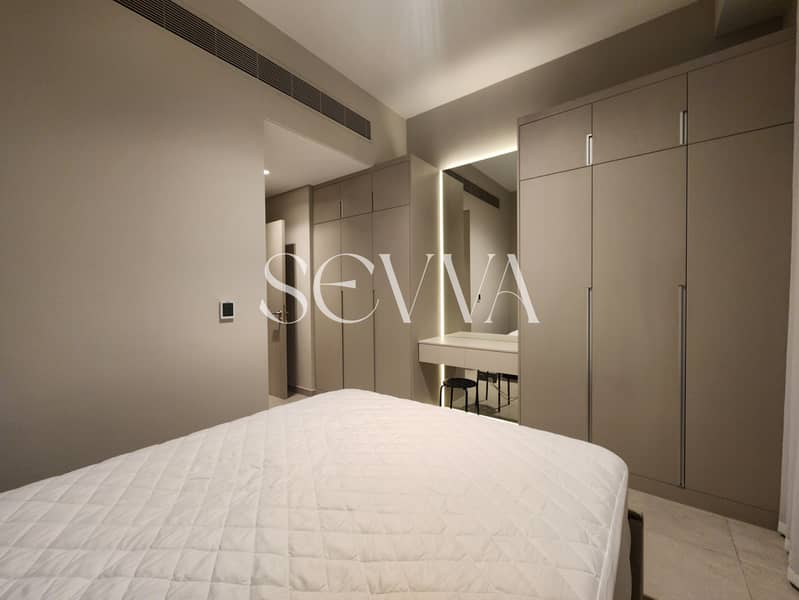 Fully Furnished - Burj Khalifa View - Tesla Charger - Vacant - Image 11