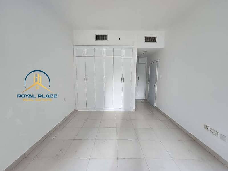 Newly Renovated | UPGRADED | CHILLER FREE - Image 6