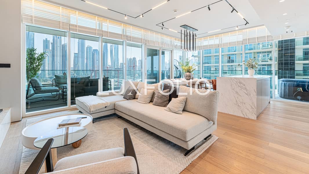 ULTRA LUXURY RENOVATION | SAUNA AND COLD PLUNGE BUILT IN | FULL MARINA VIEWS - Image 10