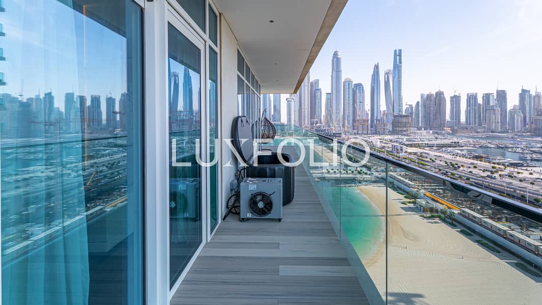 ULTRA LUXURY RENOVATION | SAUNA AND COLD PLUNGE BUILT IN | FULL MARINA VIEWS - Image 25