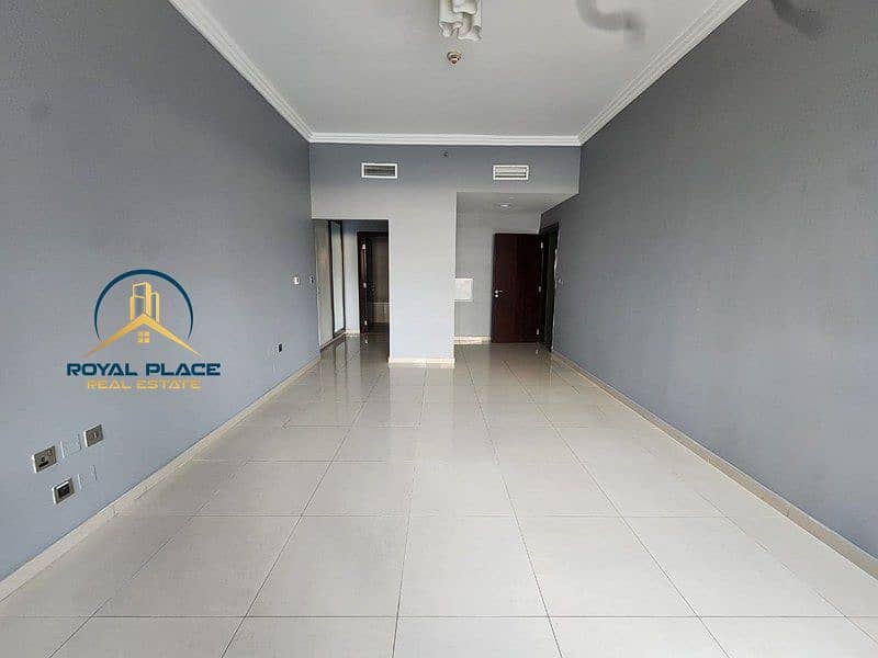 Spacious 3BR | Chiller Free | Near Sharaf DG Metro