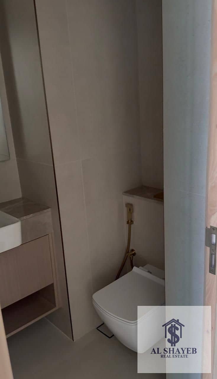 Apartment for Rent in Binghatti Phoenix – Pool view | Modern Design | Prime Location - Image 8