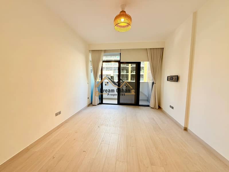 Huge Size - Premium Quality | All Amenities