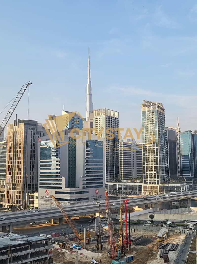 Prime 1BR Apartment with Iconic Burj Khalifa View | Sol Avenue