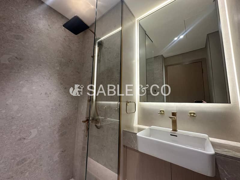 Negotiable | Open views | Handed over - Image 11