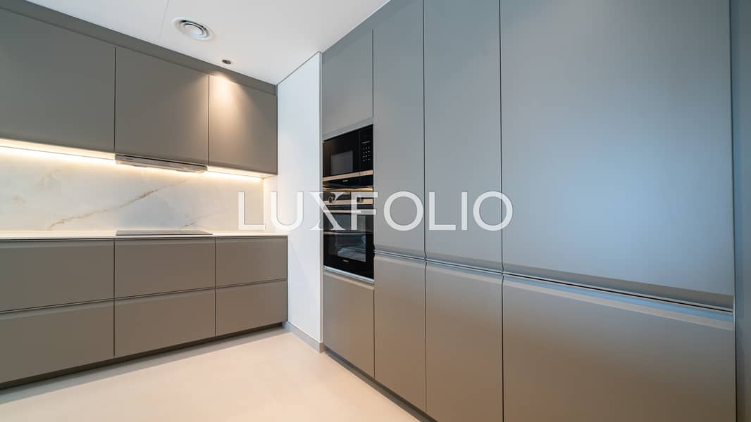 FULLY UPGRADED | VACANT | BEST LAYOUT - Image 8