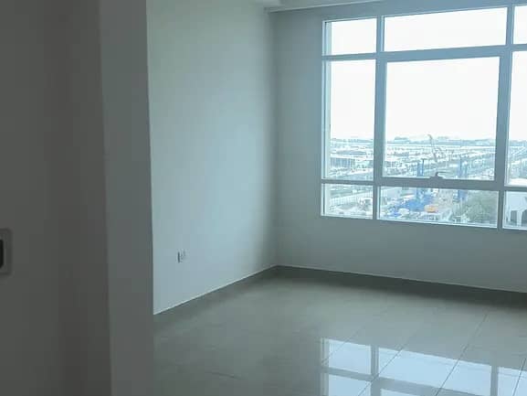 Vacant! 1br+Extra Room! Perfect Layout