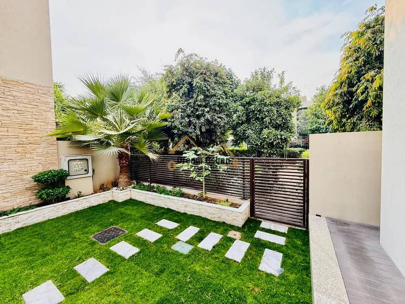 Private Pool - Modern Style | Unique Layout