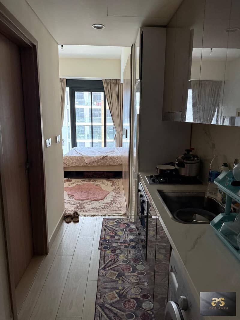 Studio | Investor Deal | Community View | Mid Floor