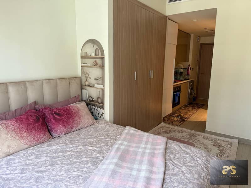 Studio | Investor Deal | Community View | Mid Floor