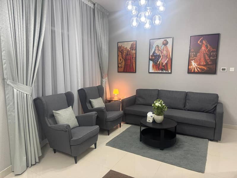 Dubai marina Free housekeeping provided every day ,Monthly 3 bedroom apartment , near JBR beach and metro station