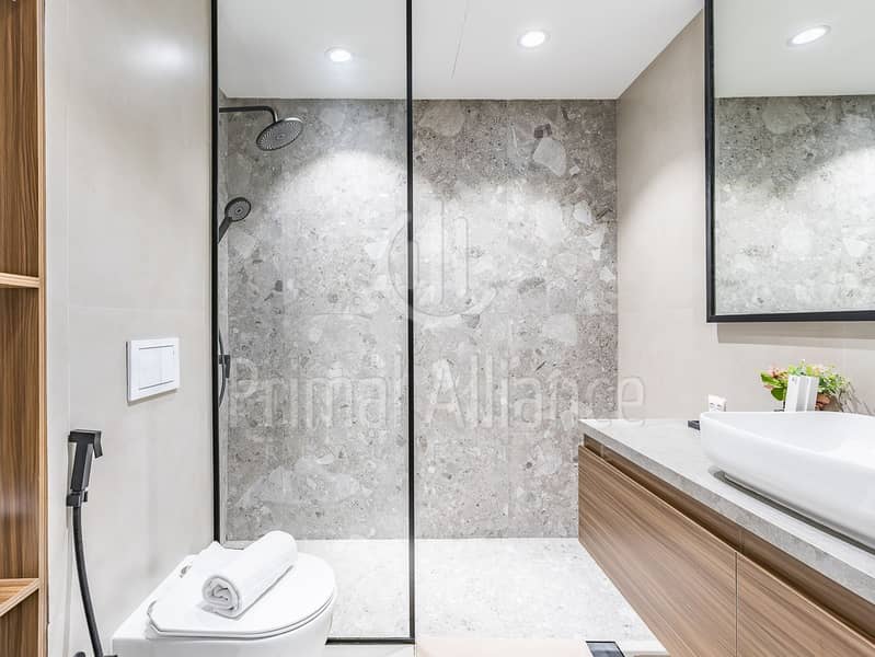 Upgraded | Fully Furnished | VOT - Image 14