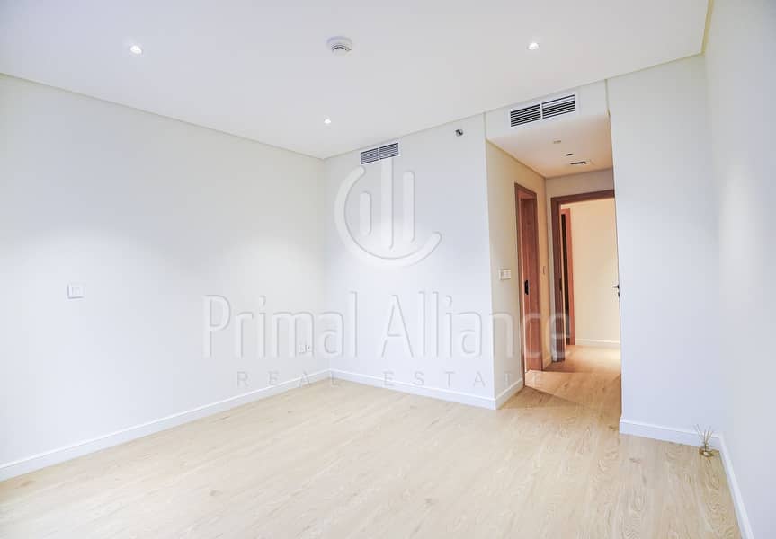 Burj Khalifa View | Upgraded | High Floor - Image 8