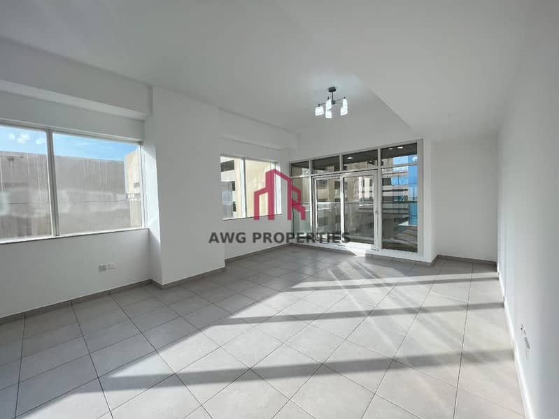 3 Beds Plus Maids| Corner unit| Balcony| Chiller Free| Multiple Options - Image 11