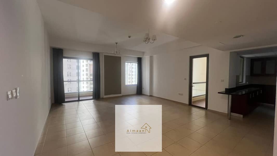 Spacious Unfurnished Apartment for Rent | Sea & Community view