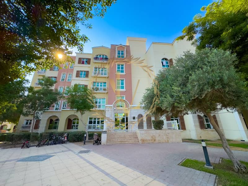 Close to Metro - Fully Equipped Spacious Studio Apartment in Street 3 - 10 mins to Dubai Marina - Image 7