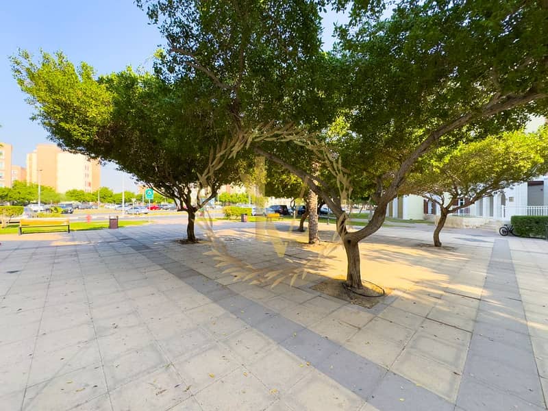 Close to Metro - Fully Equipped Spacious Studio Apartment in Street 3 - 10 mins to Dubai Marina - Image 9