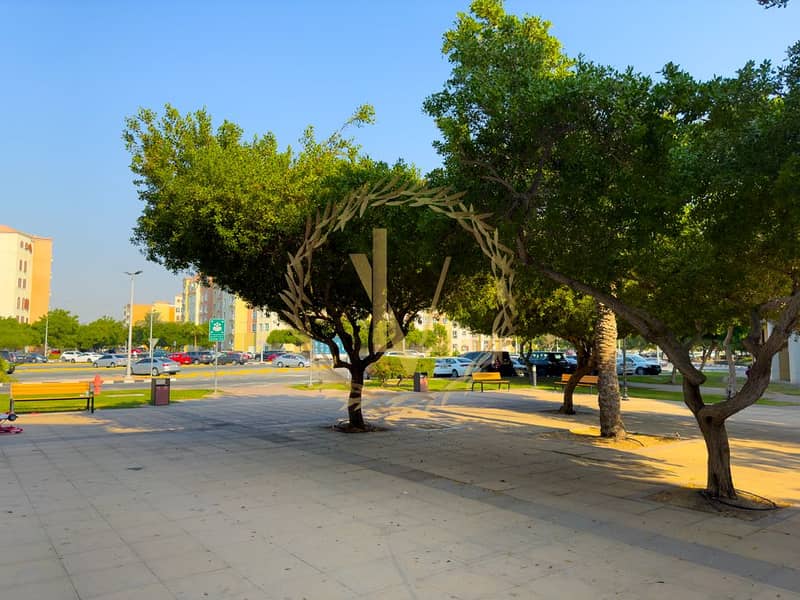 Close to Metro - Fully Equipped Spacious Studio Apartment in Street 3 - 10 mins to Dubai Marina - Image 10