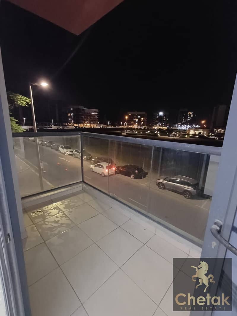 Spacious Layout | Ready to Move | Modern Living - Image 8