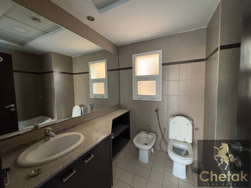 Spacious Layout | Well Maintained | Family Community - Image 12