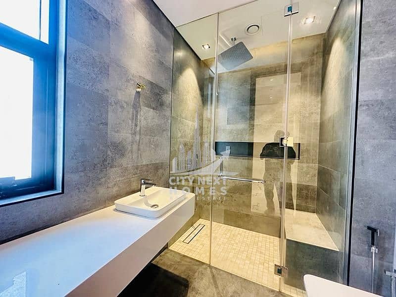 Modern 7BR | Majlis | Maids | Gym | Garden | Pool