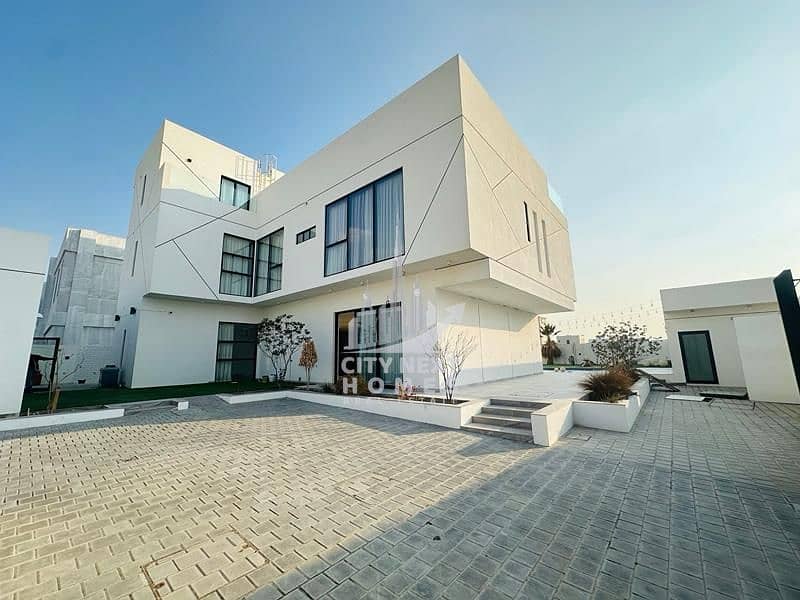 Modern 7BR | Majlis | Maids | Gym | Garden | Pool - Image 15