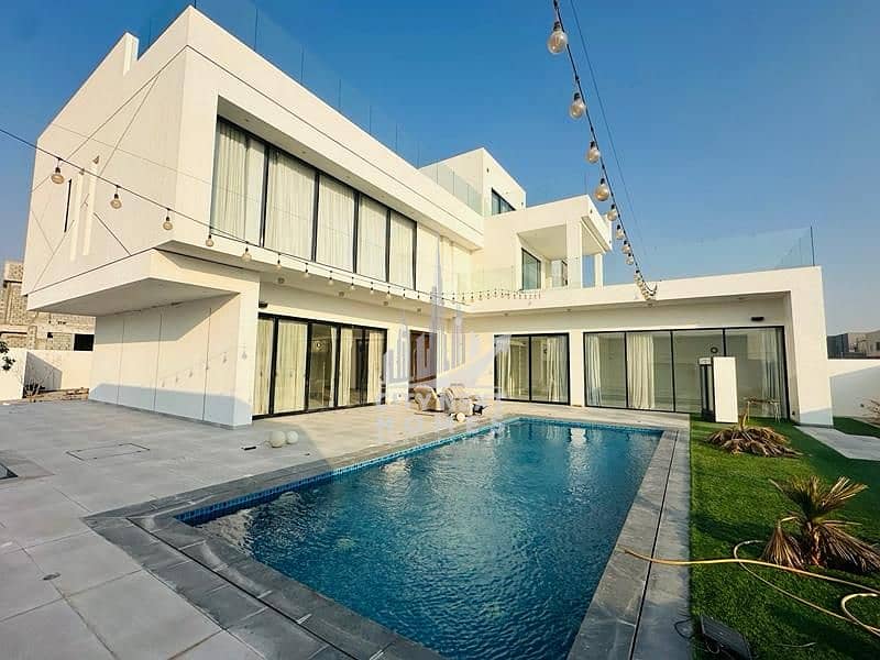 Modern 7BR | Majlis | Maids | Gym | Garden | Pool - Image 21