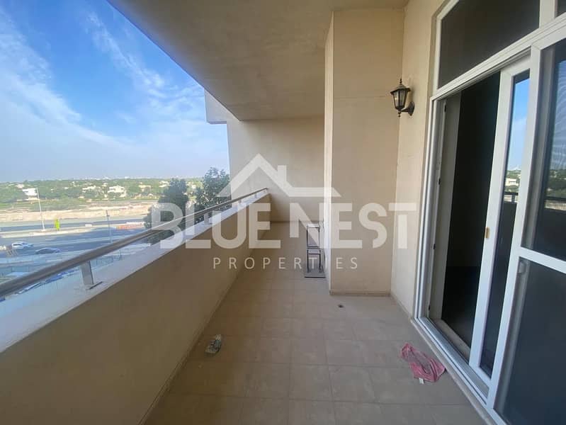 Large 1 BR | Open Kitchen | Ready To Move In - Image 8