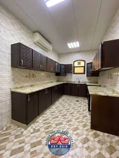 شقة في الشامخة 3 غرف 90000 درهم - 13700982