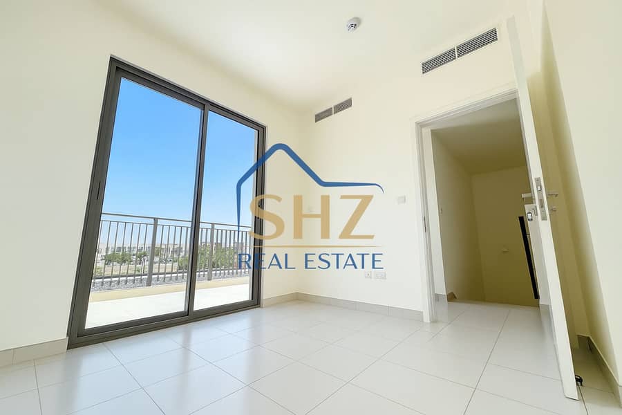 Single Row | Corner | Vacant | Landscaped - Image 7