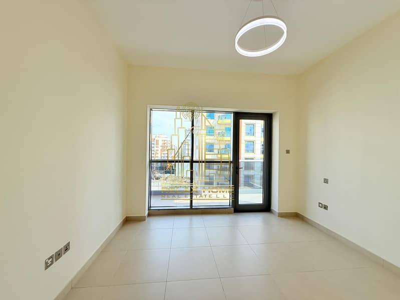 Spacious 2BHK | Amazing Layout | Gym & Pool | Book Now