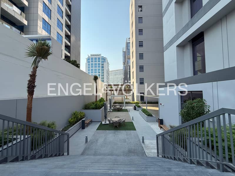 Fully furnished | Spacious | Brand new - Image 17